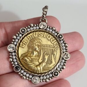 Rare Brighton music necklace pendant LA musique pearls rhinestones gold silver